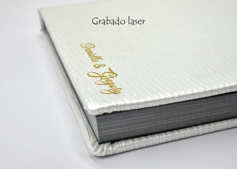 piel completo grabado pan oro